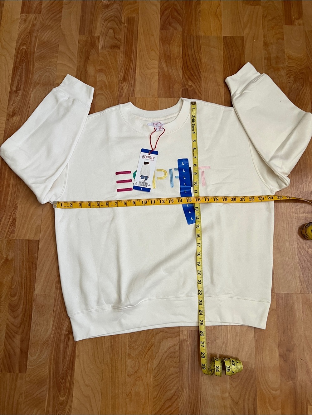 Esprit Cream Crew Neck Sweatshirt w Multicolor Embroidered Logo sz S M L XL XXL - Picture 11 of 15